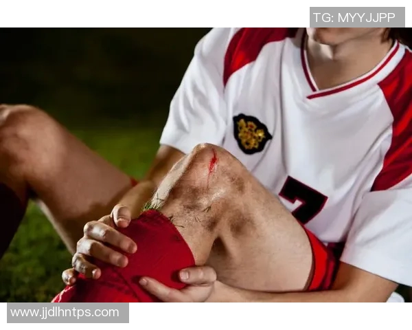 足球明星膝关节受伤的原因分析及康复训练方法探讨