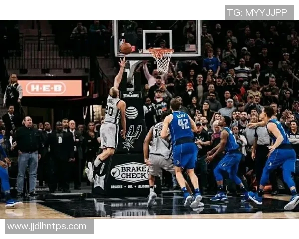 小牛与马刺对决每场比分回顾及精彩瞬间分析